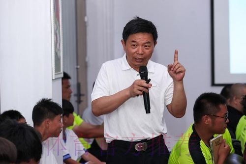 2018年中国足协U13（2005年龄段）优秀球员训练营在汉启动 “家长开放日”成最大亮点